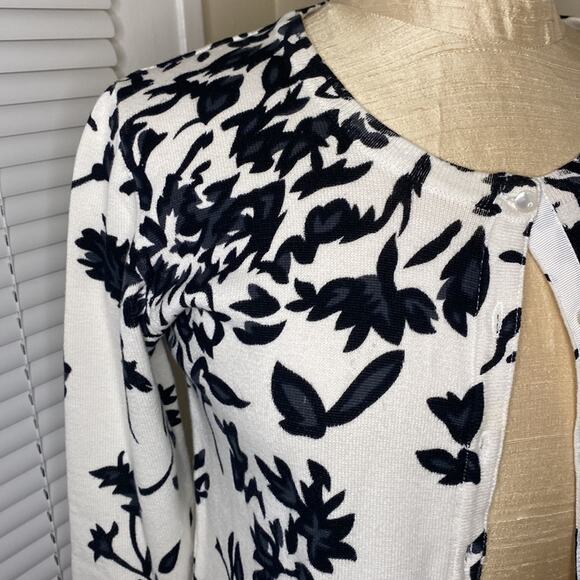 Vintage BFA Classics button up floral sweater Sz PS  LB1 - Picture 2 of 6